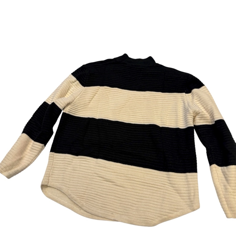 UNIF Black and Cream Women's Crewneck Sweater